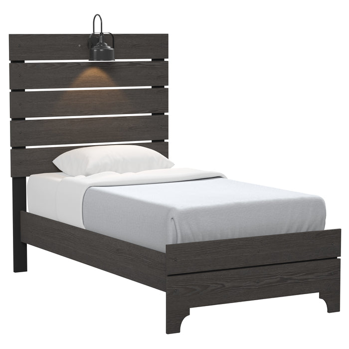 Thompson - Bed