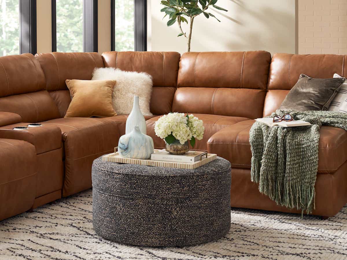 La-Z-Boy Roundabout Ottoman 024225 manufacturer lifestyle view