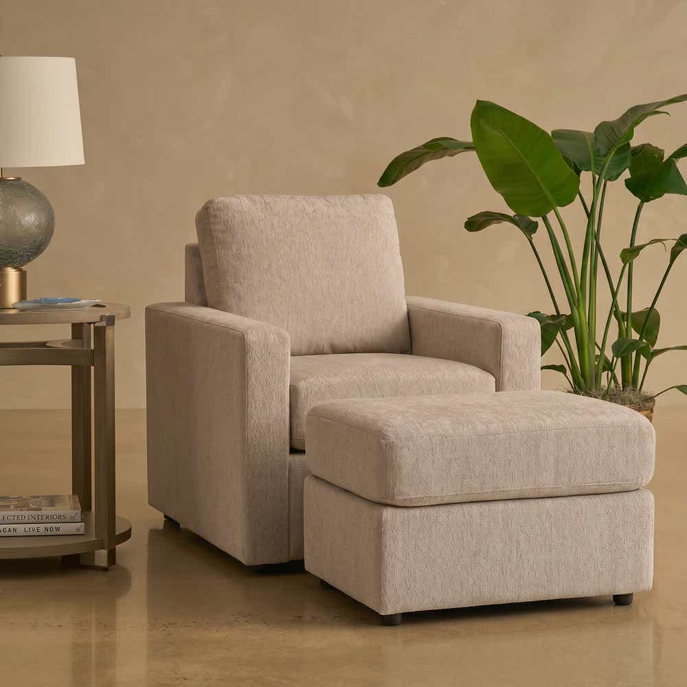 La-Z-Boy Lauren Ottoman 024677 manufacturer reference image