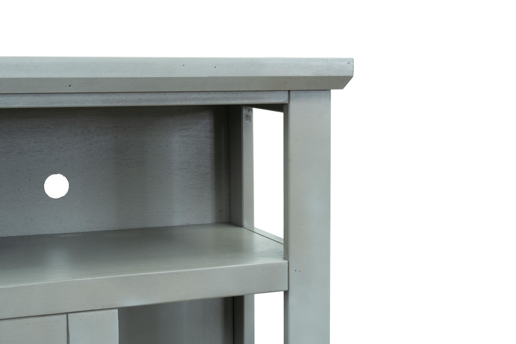 Studio - Fireplace Mantel