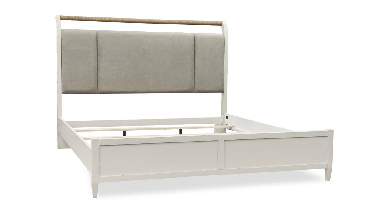 Reflections - King Sleigh Footboard - Cashmere