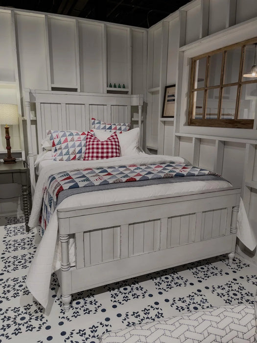 Vintage Market - Dresser