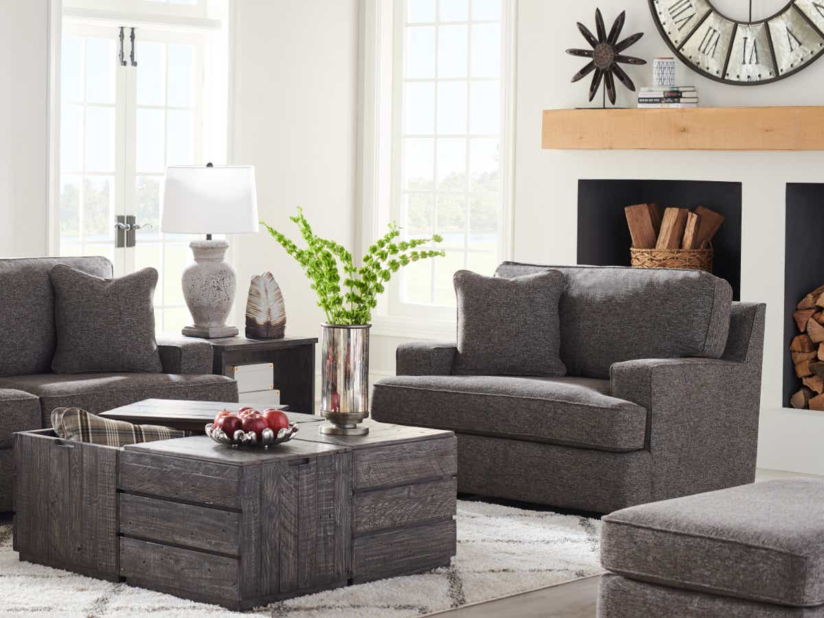 La-Z-Boy Paxton Chair & A Half features