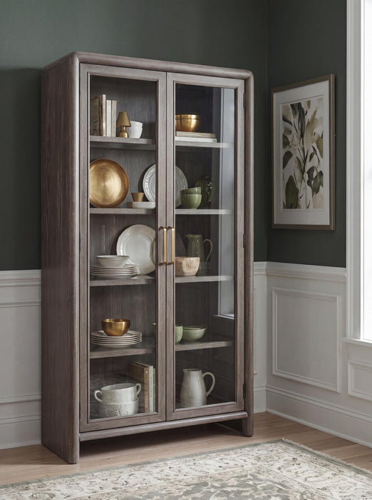 Maren - Display Cabinet