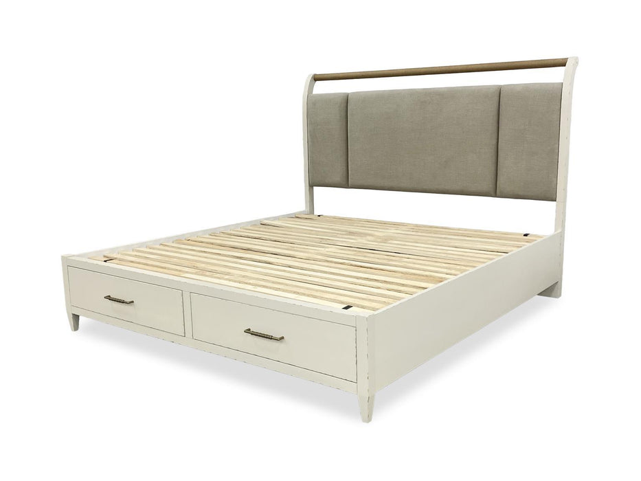 Reflections - King Sleigh Storage Footboard - Cashmere