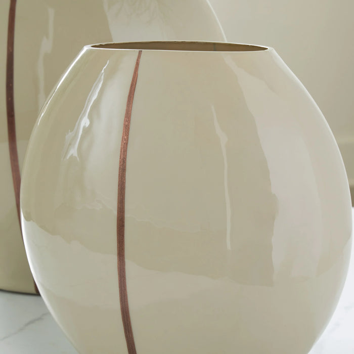 Sheabourne - Vase