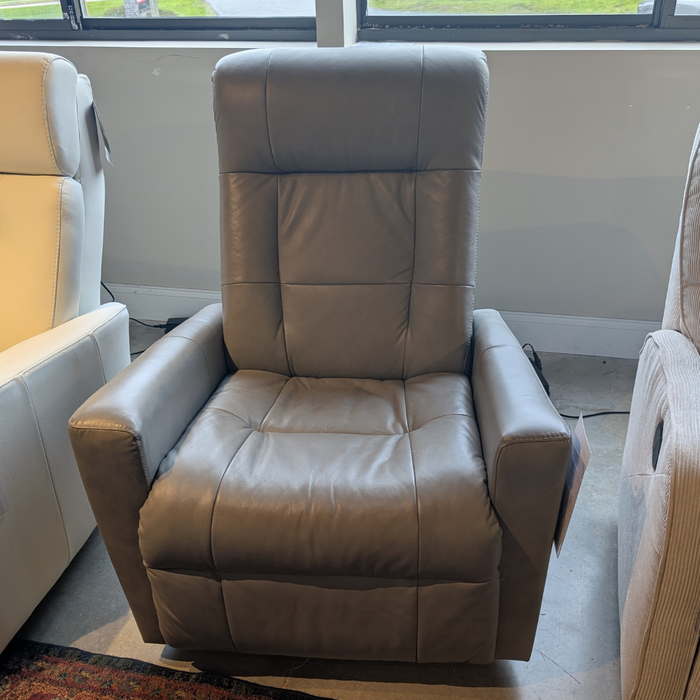 Clearance Chesapeake II Swivel Glider Power Recliner by Palliser