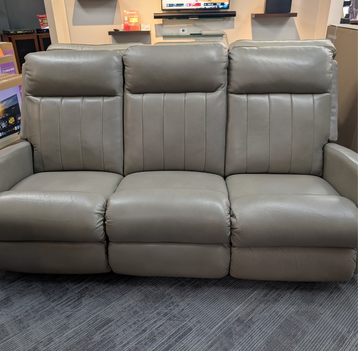 Clearance Finley Sofa by La-Z-Boy