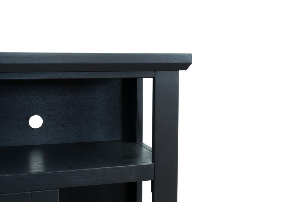 Studio - Fireplace Mantel