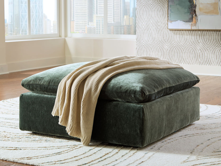 Carriage View - Jade - Oversized Accent Ottoman
