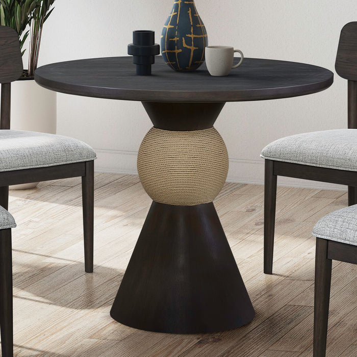 Briarcrest - Round Pedestal Table