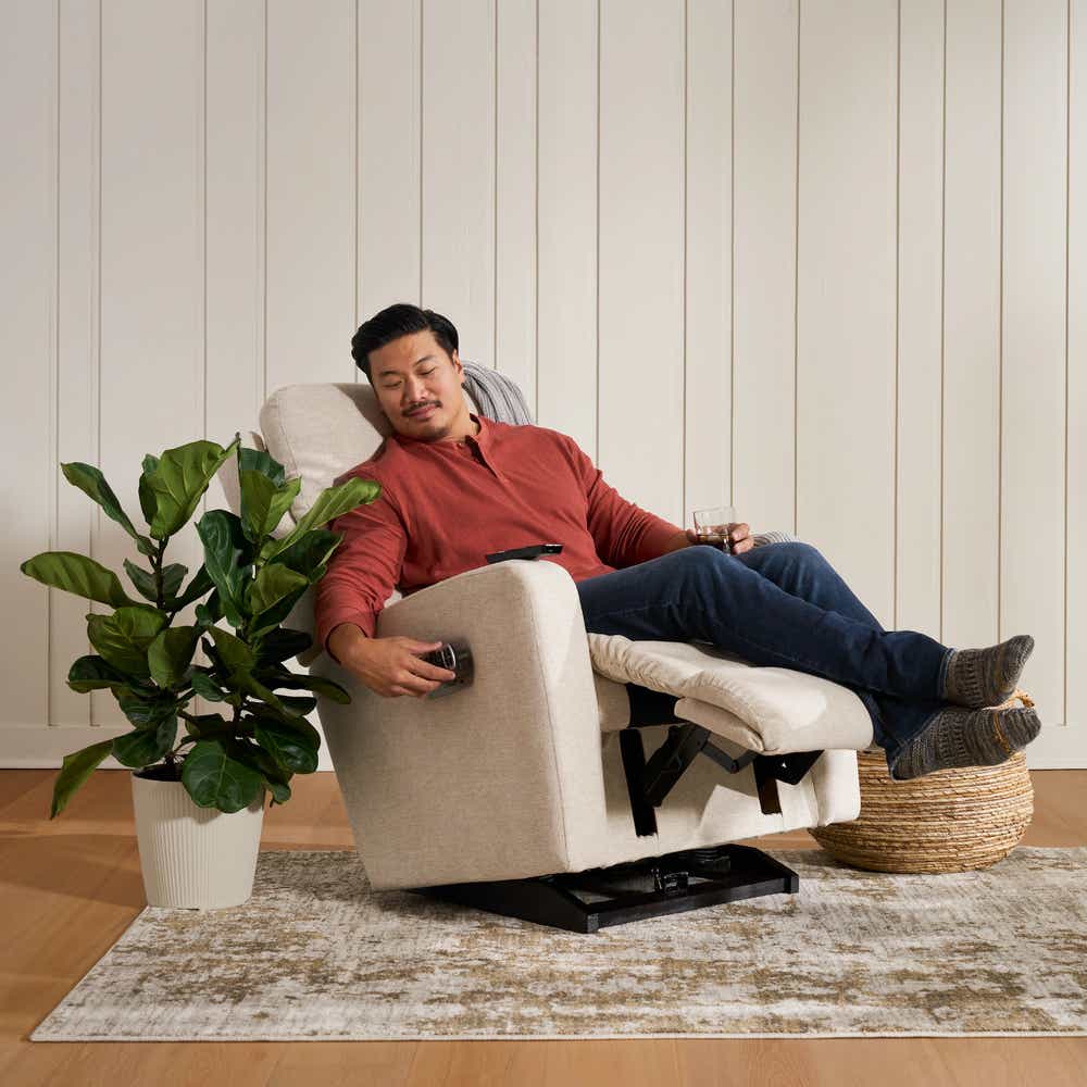 Finley Power Rocking Recliner alternate view 3