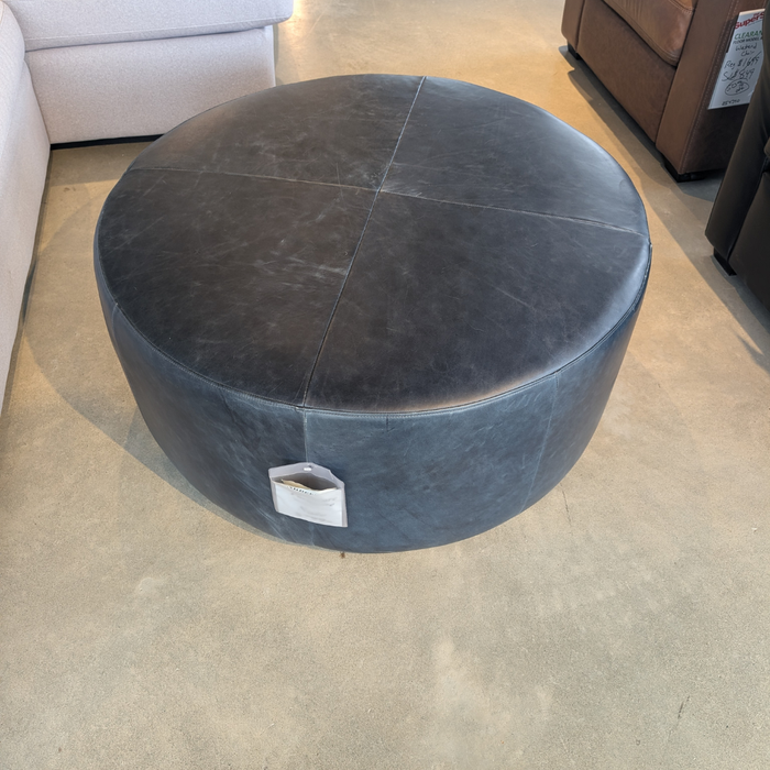 Mingle Medium Round Ottoman by Palliser